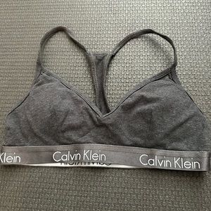 Calvin Klein Jersey Plunge Sports Bra
